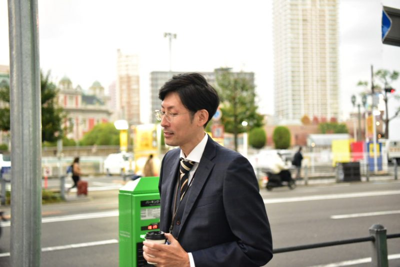 システム開発部　係長